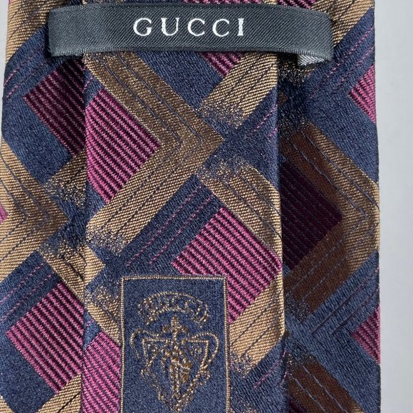 EUC Silk Gucci Tie In Burgundy, Gold & Black Geometric Diamond Pattern - Picture 6 of 8